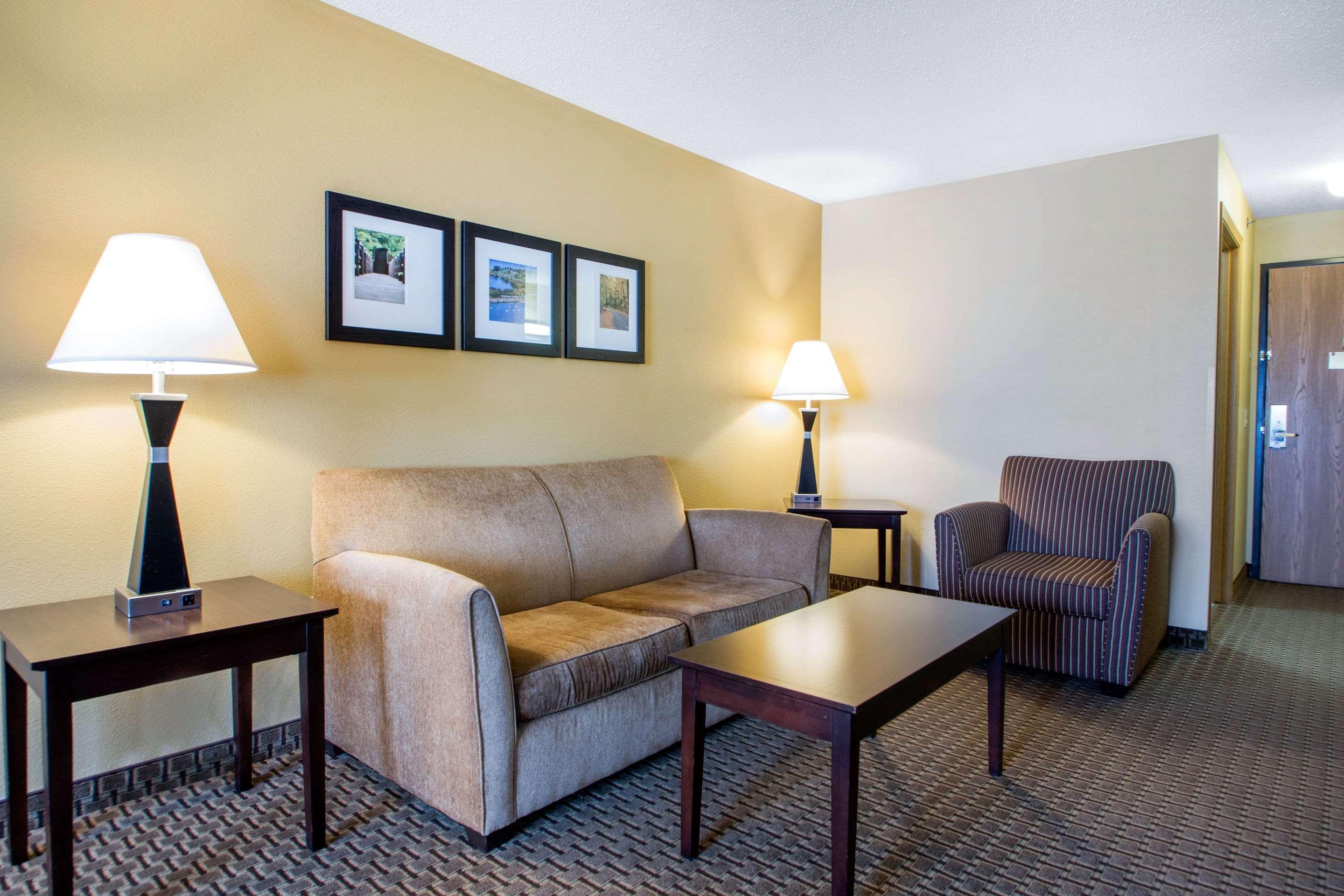 Comfort Suites Wisconsin Dells Area Портидж Екстериор снимка